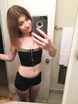 Amateur model Ariel Mc Gwire takes totally naked selfies in the mirror