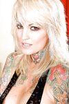 Tattooed MILF pornstar Janine Lindemulder shows beautiful naked body