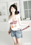 Busty asian babe with sexy ass Takako Kitahara stripping off her clothes