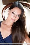 Seductive brunette babe Lorena B spreads her trimmed wet snatch