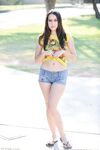 Amateur babe Mikah reveals her tiny boobs and tight butt in public