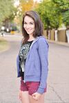 Skinny amateur teen Rachel slowly takes off her clothes and poses in public