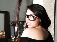 Chubby latina with fatty ass undressing and exposing her pussy
