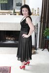 Chubby mom Penny Prite reveals tiny tits and bald cunt in solo girl spread
