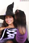 Teenage witch Gioia shows off her amazing feet and soles in black stockings
