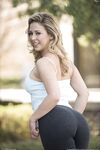 Hot MILF with great body shapes Cherie takes off tight leggings and nudes tits