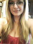 Blonde amateur Danielle takes non nude selfies of her daily life