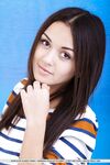 Skinny European babe revealing nice teen ass from beneath denim jeans