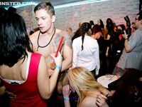 Party girls get drunk and decide to sucks and fuck the male dancers