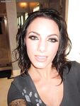 Long-legged bitch Juelz Ventura loves to pose in lingerie on cam