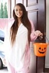 Teens Vanna Bardot & Gia Derza share a dong in a trick-or-treat threesome
