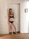Sexy blonde Kayden Kross bares her firm tits and long nipples for selfies