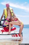 Lusty Baywatch babe got her all holes penetrated and facialed at the beach