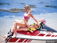 Lusty Baywatch babe got her all holes penetrated and facialed at the beach