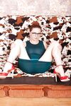 Geeky lady Elouise squeezes her juicy natural tits & displays her fuzzy snatch